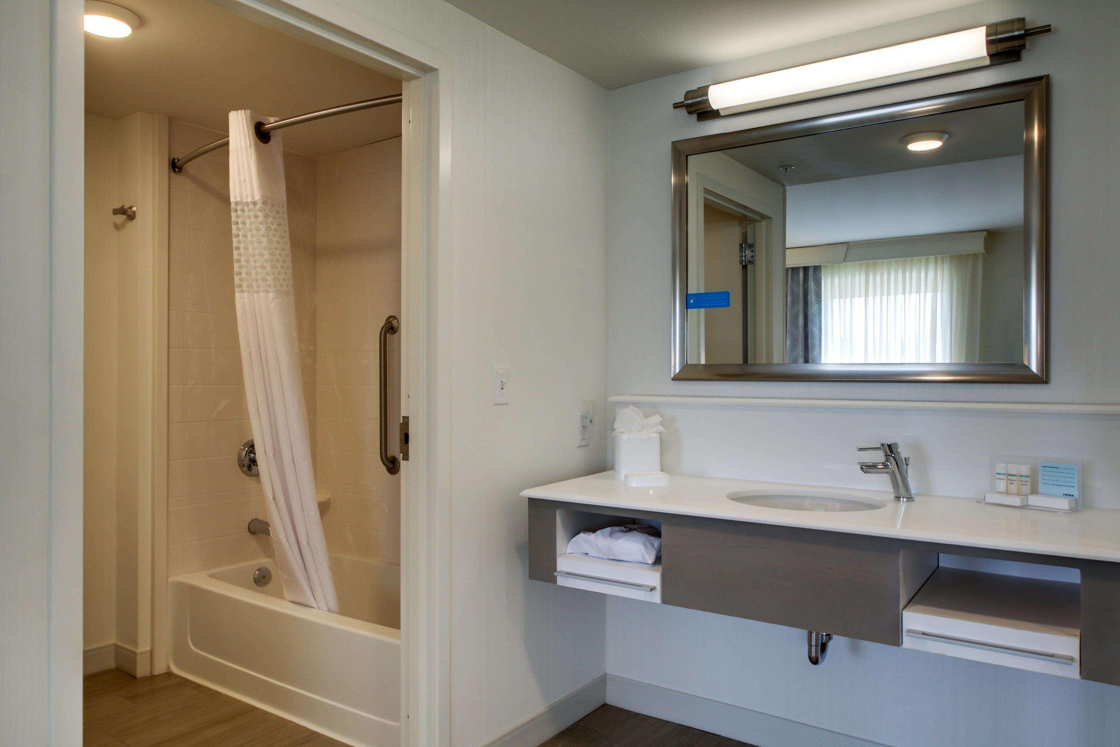 West Allis Hampton Inn & Suites Milwaukee West מראה חיצוני תמונה