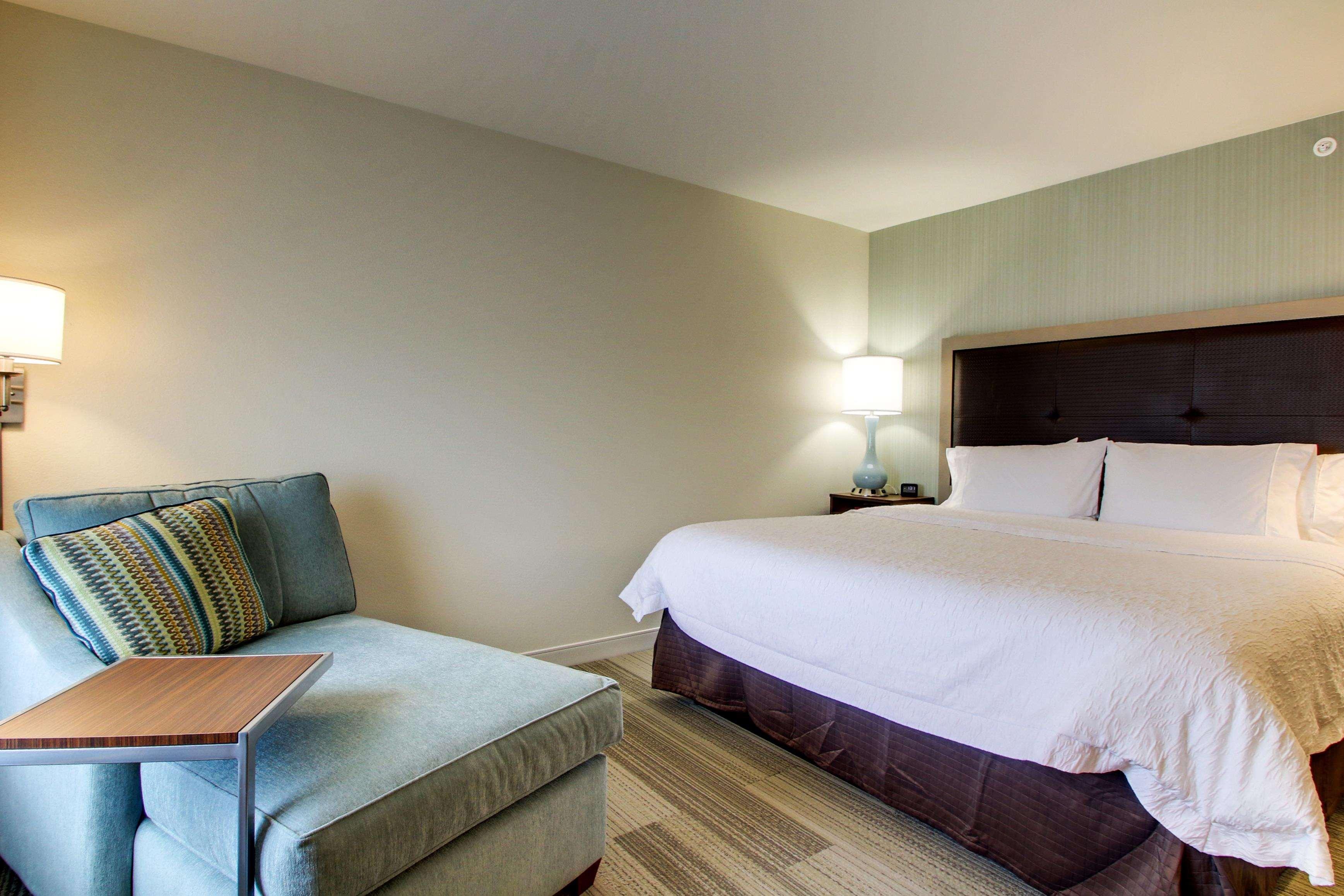 West Allis Hampton Inn & Suites Milwaukee West מראה חיצוני תמונה