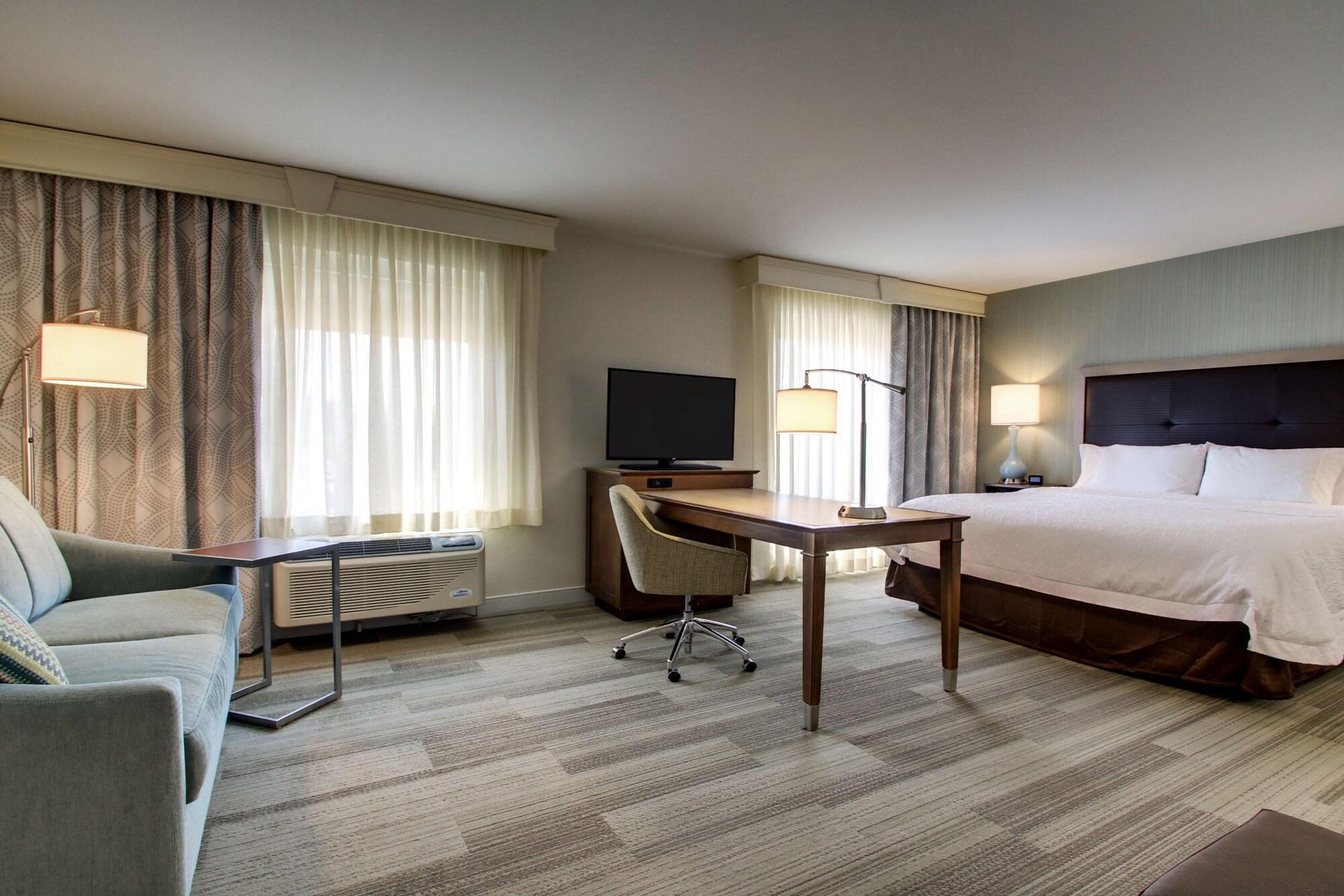 West Allis Hampton Inn & Suites Milwaukee West מראה חיצוני תמונה